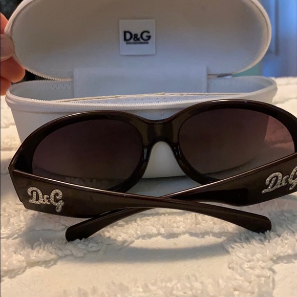Dolce and Gabbana Sunglasses - Picture 5 of 6